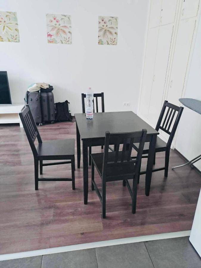 Central Apartment With Balcony Near Castle Hill Budapeszt Zewnętrze zdjęcie